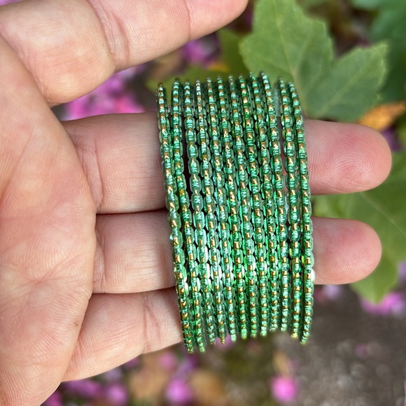 GREEN BANGLES - Picture 10 of 16